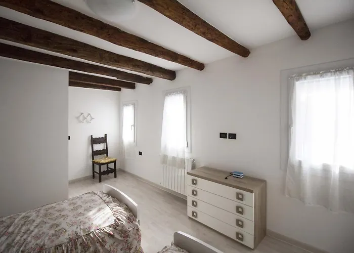 Dimora Marchiada - Isola Di Ve بيت للعطل *